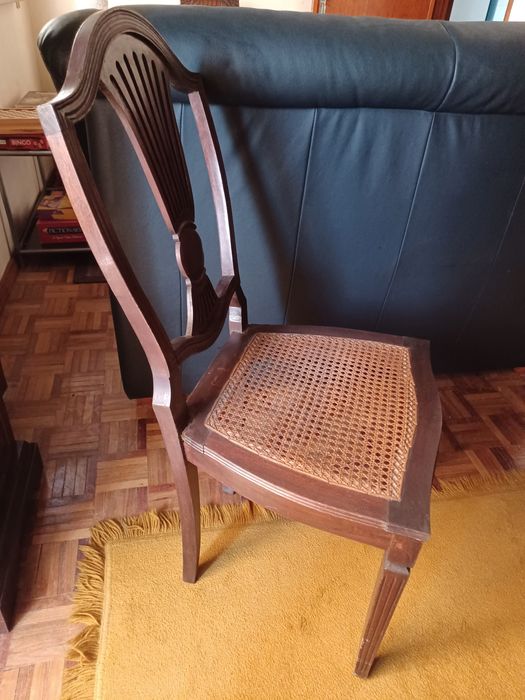 Conjunto 6 Cadeiras com tampo em palhinha