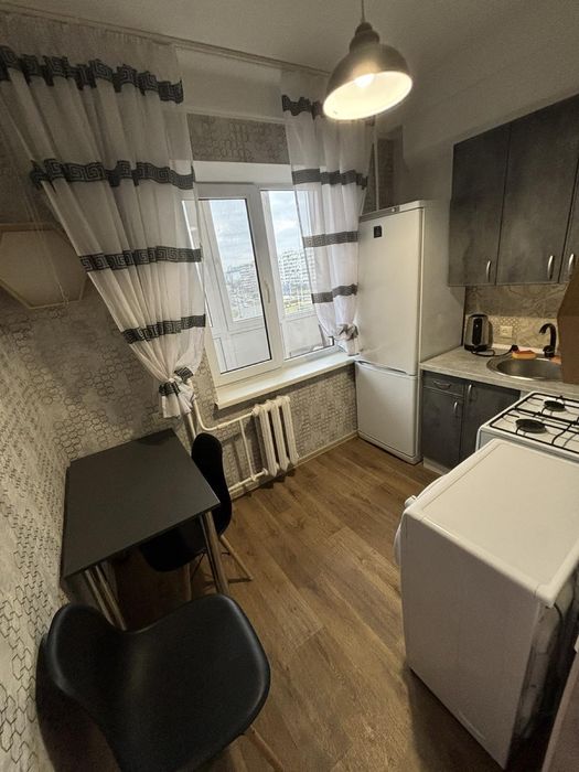 Оренда по добово метро Оболонь!