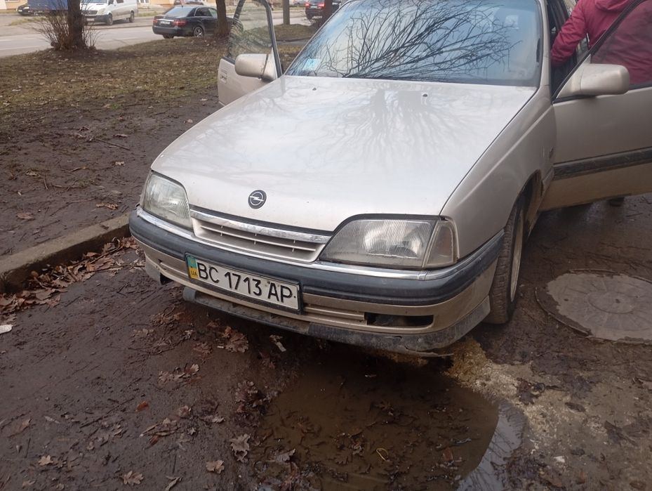 Опель омега а. На ходу
