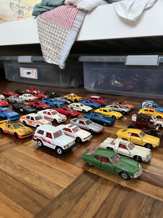 Tomica / carros colecionador