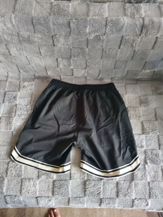 Довгі шорти Stussy