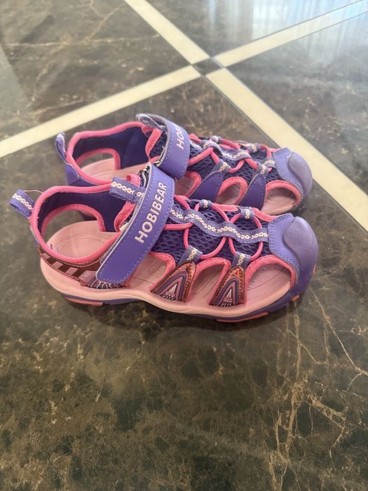 Босоніжки для дівчинки