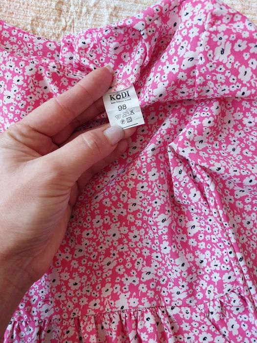 Дитяча гарна сукня