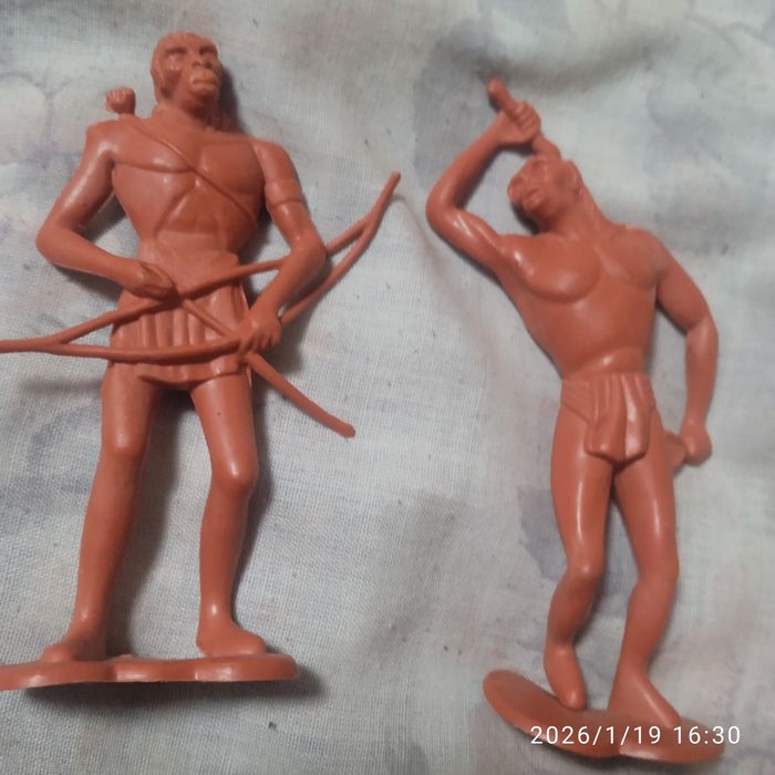 Продам солдатиков неардарлитацы и не только.