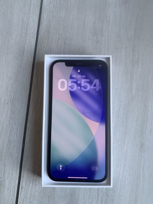 iPhone 12 256GB Czarny, ekran idealny, bateria 77%