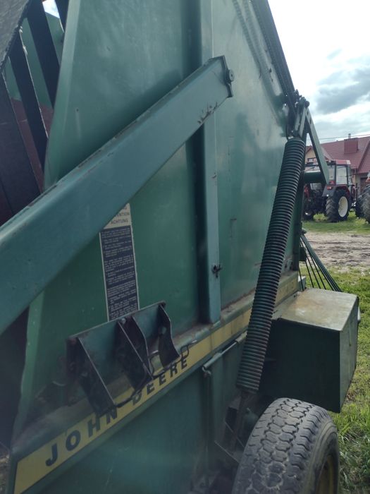 Prasa pasowa ,belarka John Deere 410