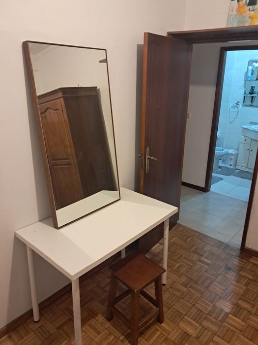 Alugo quarto centro de esposende