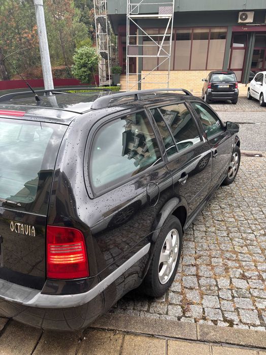 Skoda Octavia break - 1.4 gasolina,