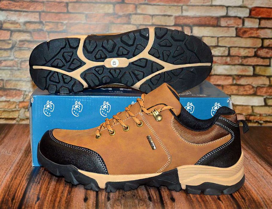 89 zł - Wyjątkowa oferta promocyjna! Męskie buty trekkingowe : 42