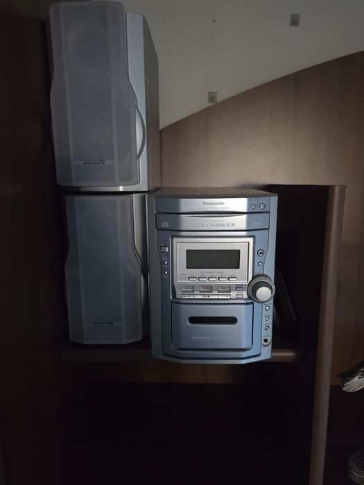 Продам музыкальный центр