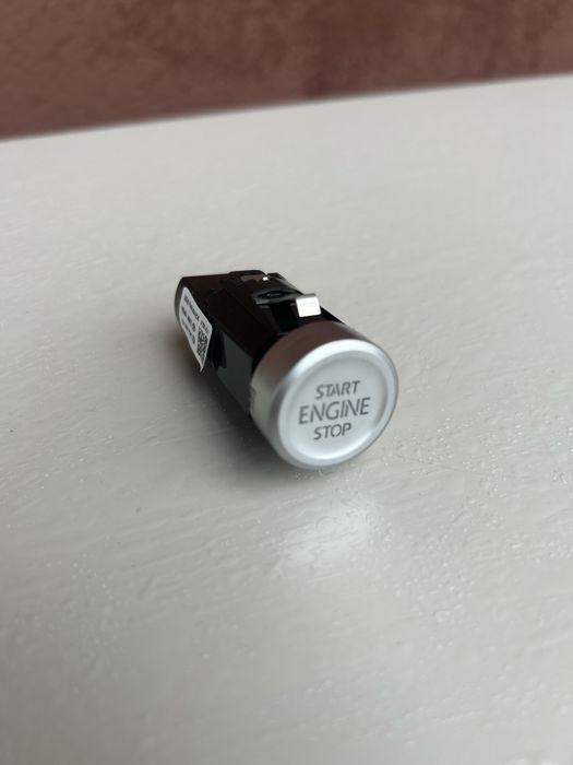 Кнопка старт стоп Skoda Volkswagen Audi Mercedes Land Rover Range