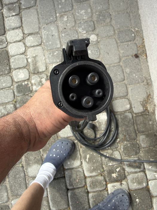 Зарядний пристрій ,для американських авто TYPE 1 фірми EVEUS