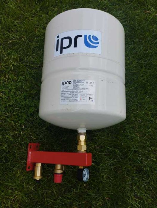 Pressurized Membrane Tanks