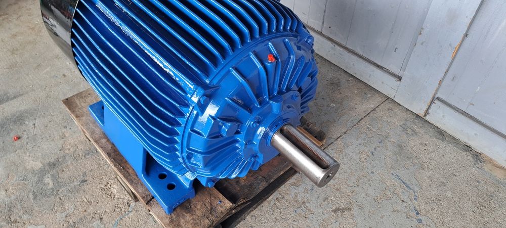 Silnik elektryczny Celma 160kw 1489obr 400v