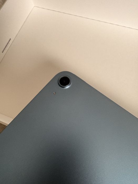 iPad Air 5 (2022) M1 64gb wifi планшет