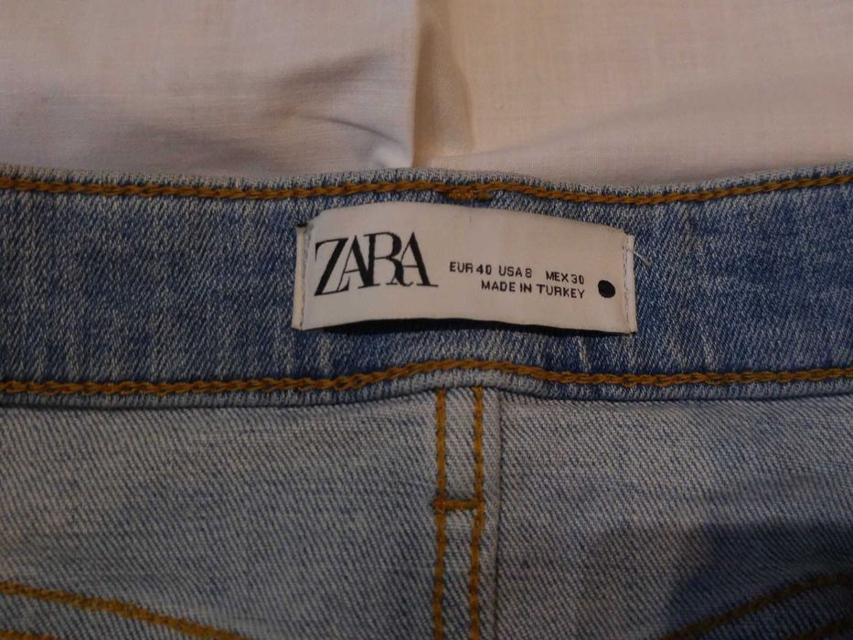 Spodnie damskie jeans Zara