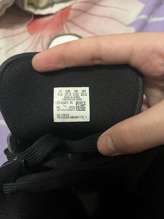 Кросівки puma.