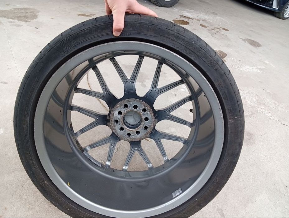 Продам диски литье Е63 Amg стиль 255/40/19