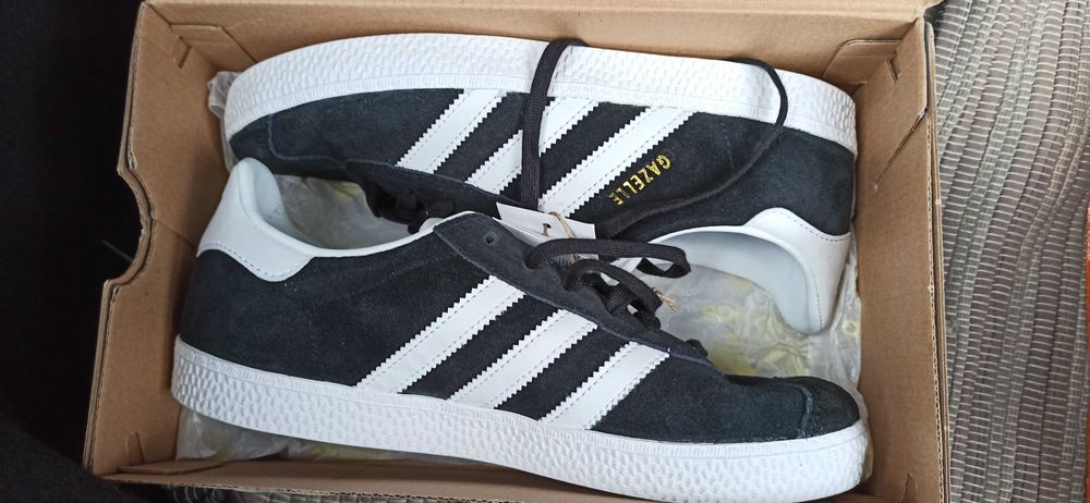 Adidas Gazelle novas