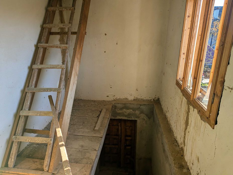 Продається будинок із земельною ділянкою у с. Старі Богородчани (12)