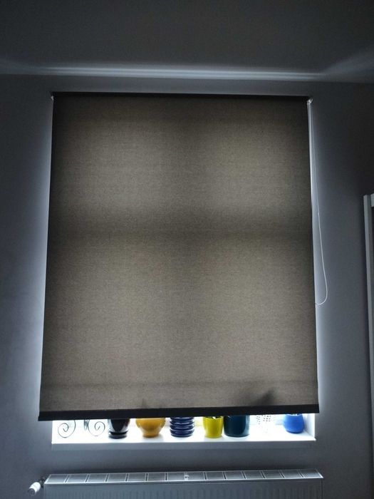 roleta szara 177x147