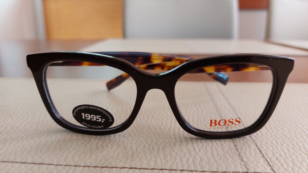Oryginalne oprawki okulary korekcyjne HUGO BOSS Orange mod. BO0313 S upsk OLX.pl