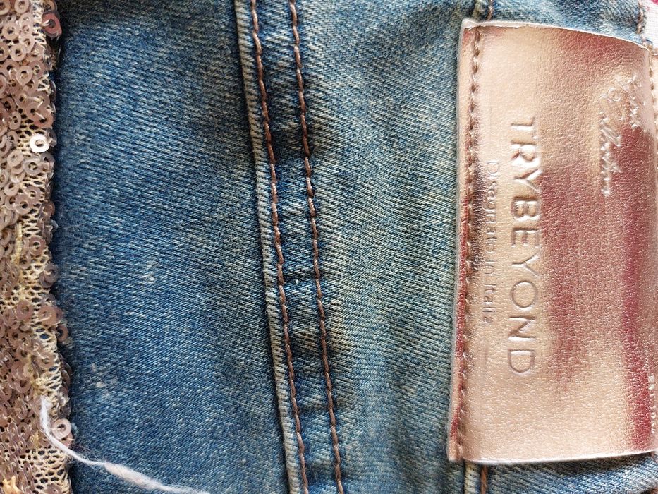 Conjunto menina. Marca Trybeyond.