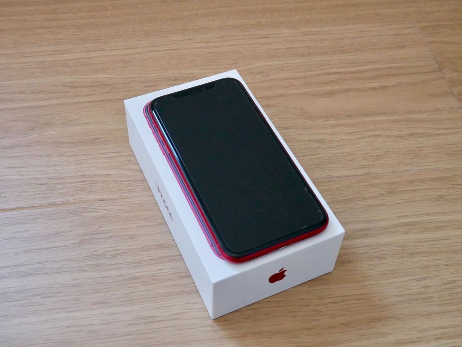 iPhone XR 128GB Czerwony Product Red