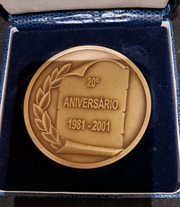 Medalhas de Bombeiros, 4 diferentes, Vila Meã,Régua,Melo,Fafe.