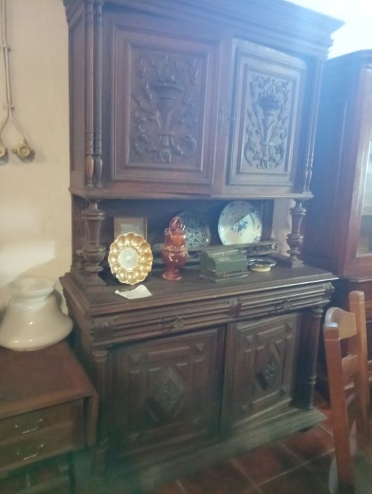 Recheio de loja de antiguidades