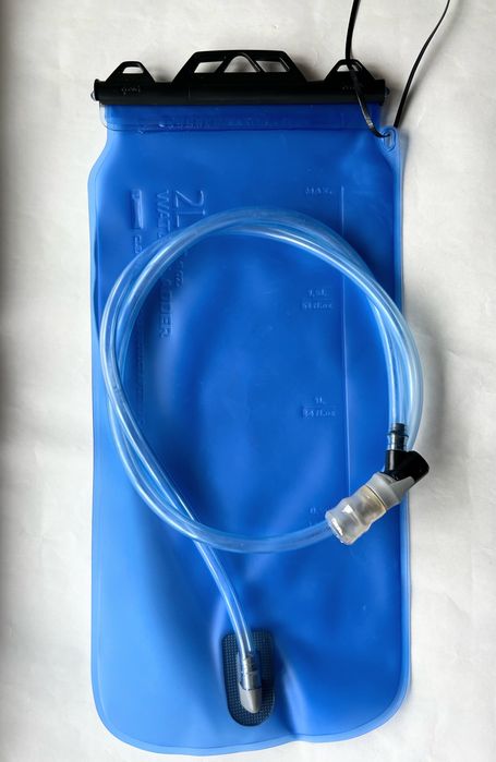 Гідратор, питна система Decathlon 2л