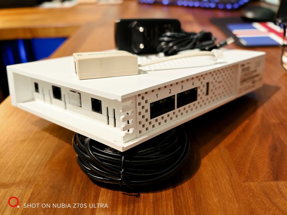 Router bezprzewodowy WiFi Livebox 2.0 ZTE