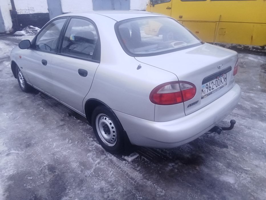 Сенс, повністю на ходу.