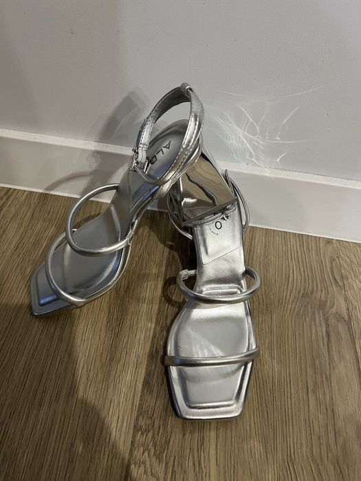 Buty sandałki srebrne na słupku  Aldo r.36 Nowe