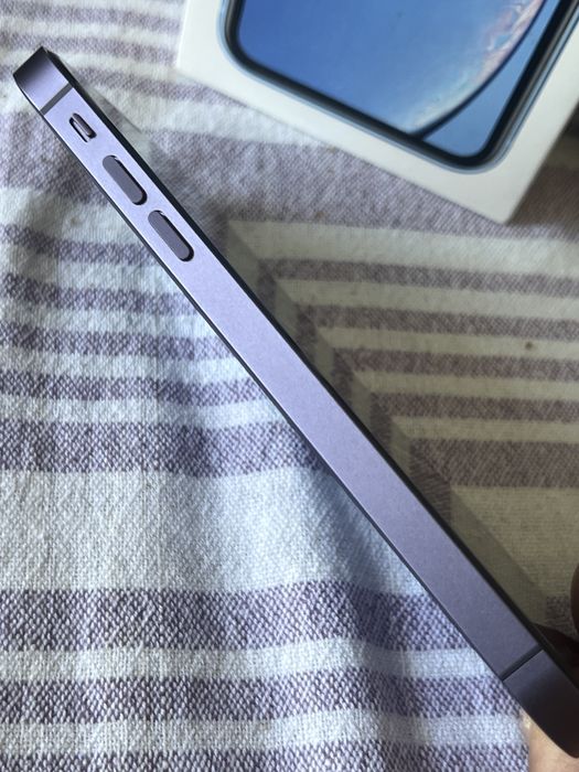 Iphone 64GB roxo novo por fora