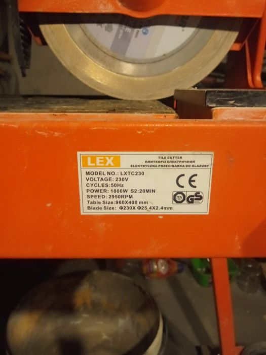 Maszyna do cięcia płytek LXTC230