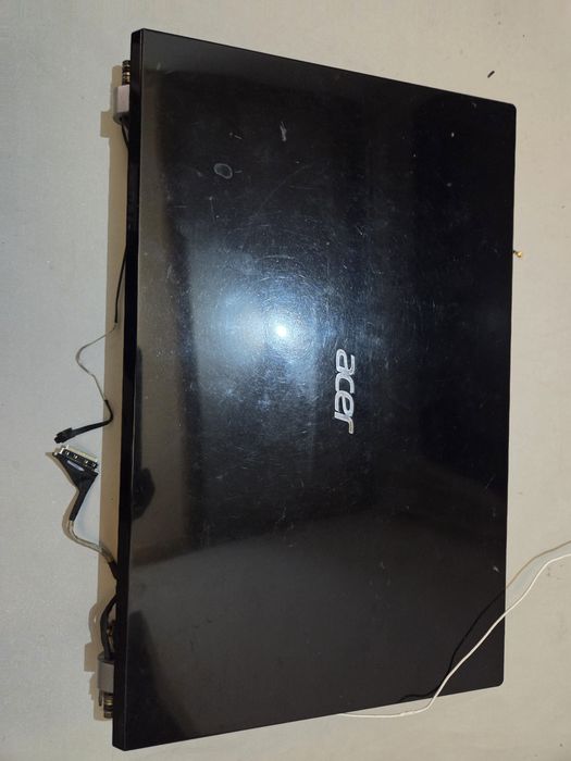 Sprzedam klapę Matrycy do Laptopa ACER V30-571G [całośc]