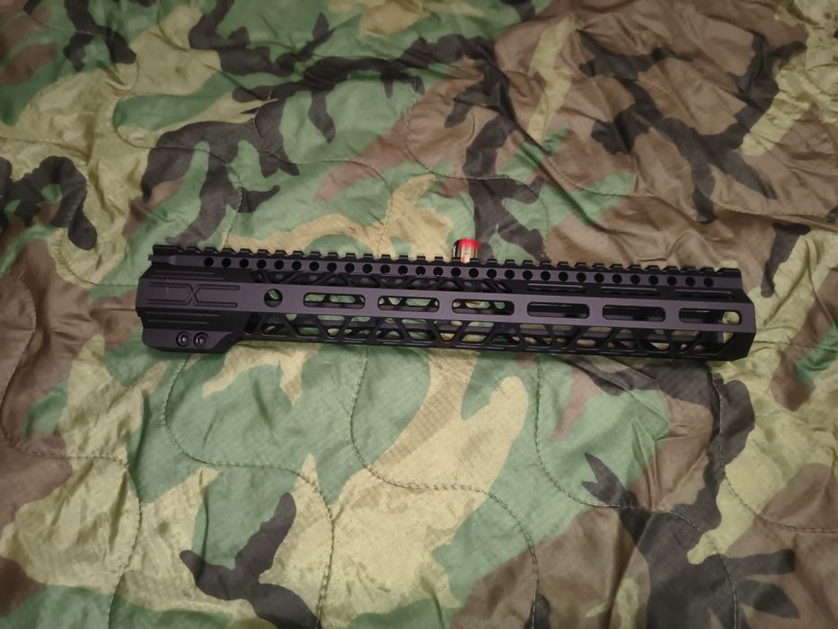 Łoże hand guard free float M-LOCK ar15 FAXON
