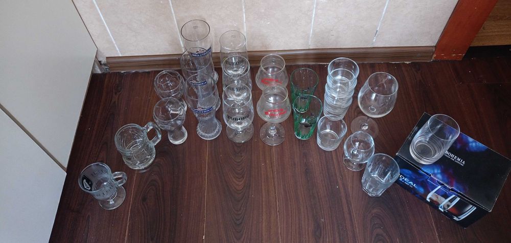 Бокали, чарки, кружки