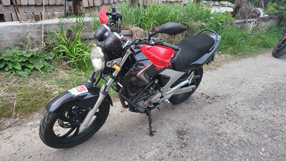 Продам Yamaha YBR250
