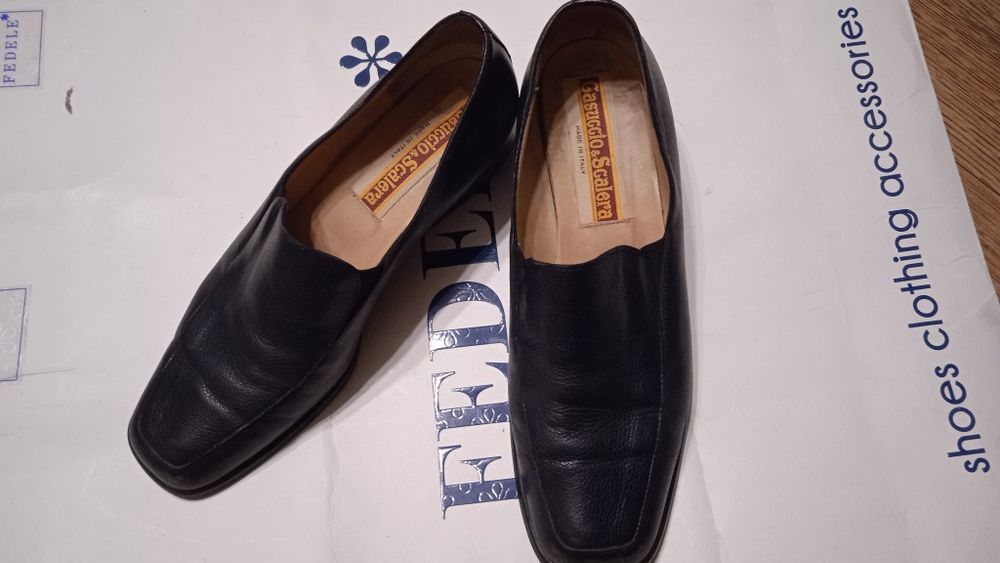 Шкіряні жіночі туфлі 37 р.