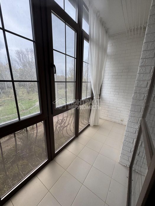 Сдається в оренду  2-кім кв 85 кВ.