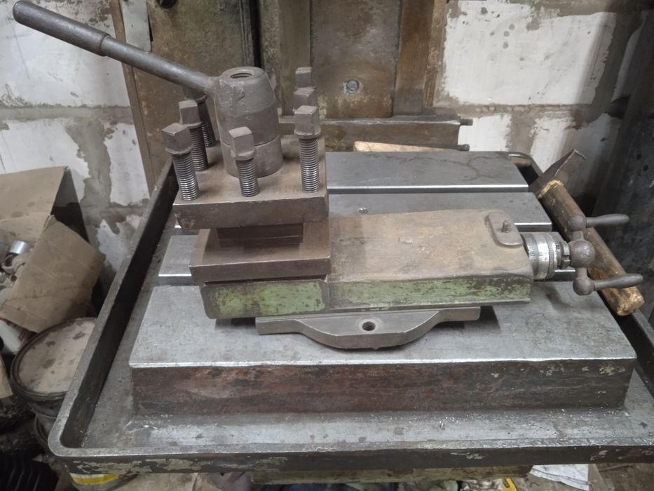 мала продольна токарного станка 1к62 чи подібного в зборі