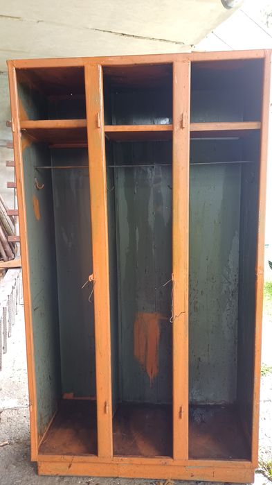 Szafka szafa metalowa pracownicza bhp  3-drzwiowa
