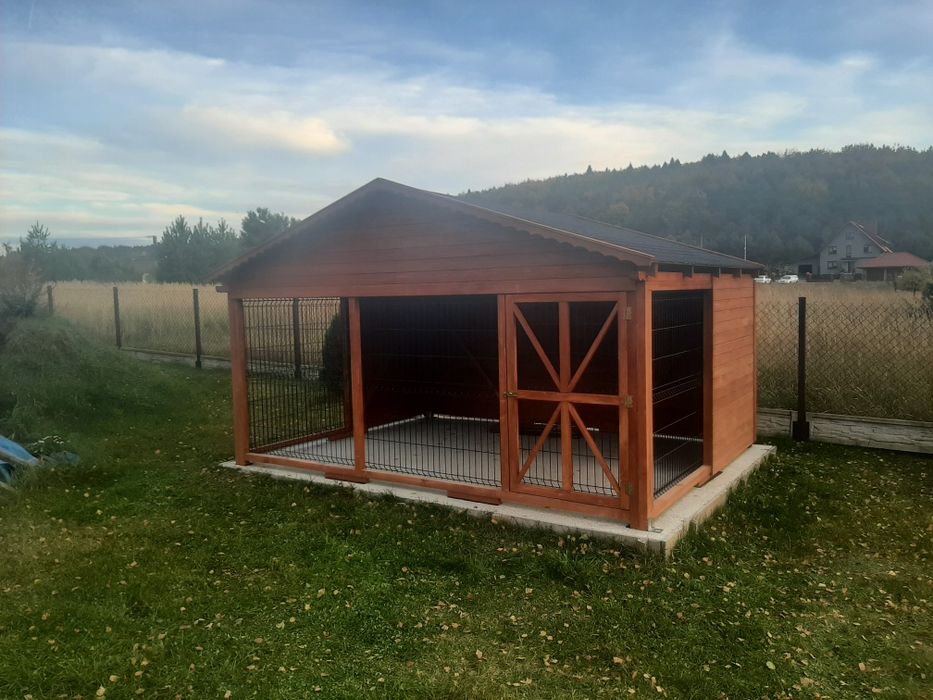 Kojec dla psa drewniany