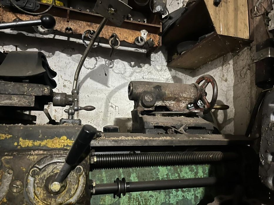 Продам токарний станок 1E61