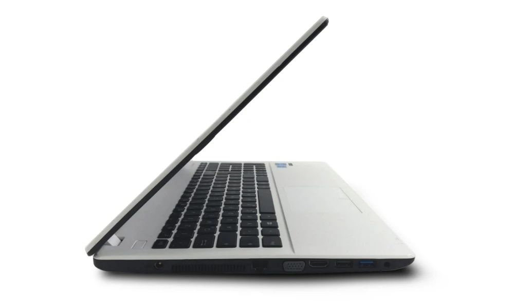 Portátil ASUS F551M Intel Celeron N2830 (4GB RAM / 224GB SSD)