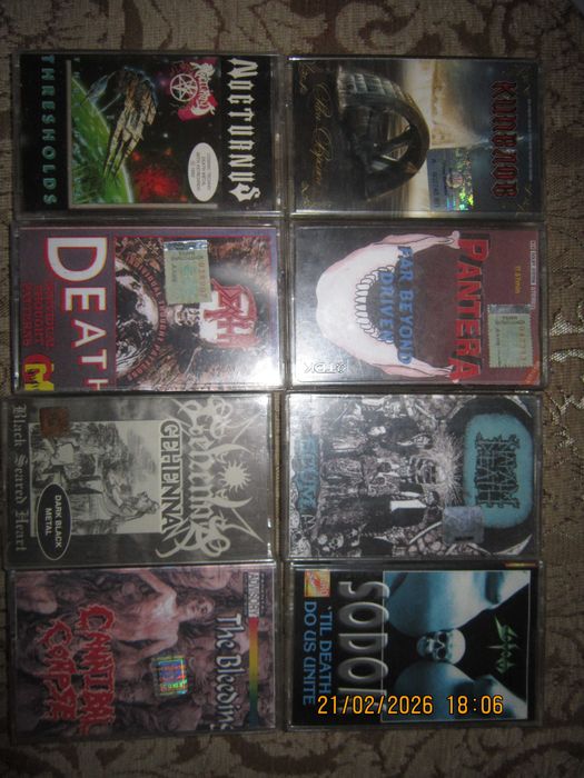 Аудіокасети з закордонною важкою рок-музикою