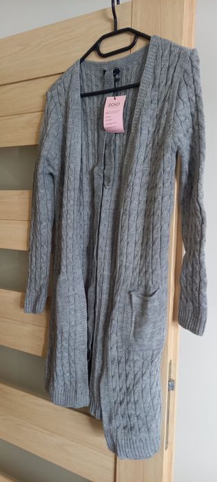 Sweter kardigan nowy - wada fabryczna