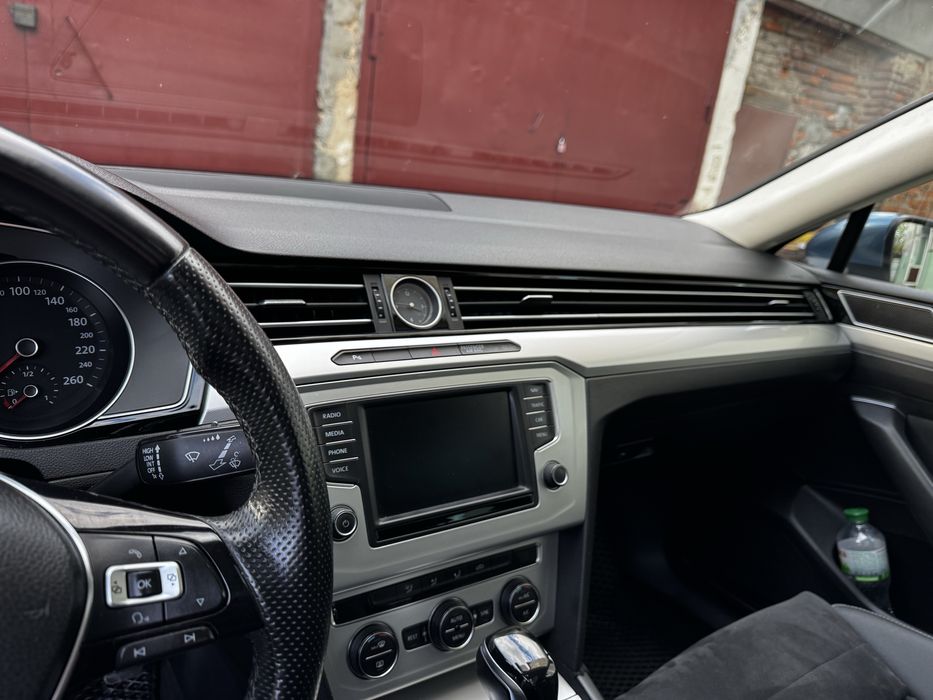 Продам Пасат B8 2015р. 2.0 TD